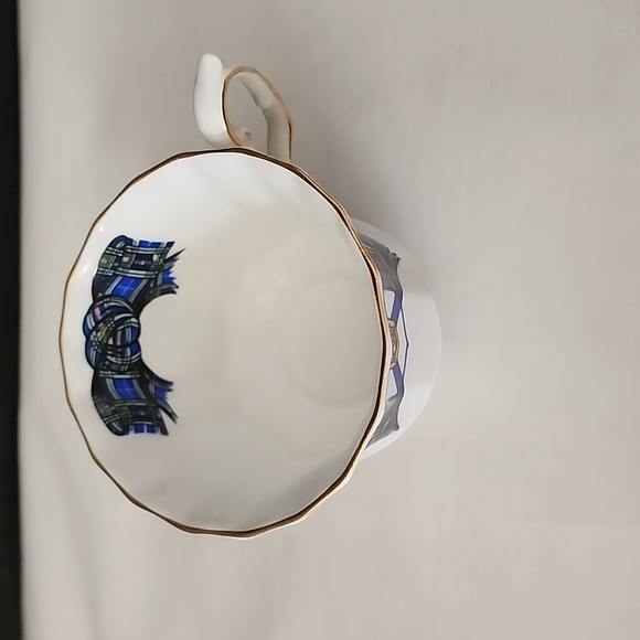 Elizabethan Bone China Tea Cup and Saucer Nova Scotia - Picture 5 of 7